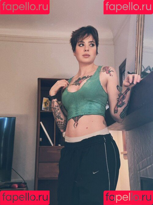 Anisa Jomha Onlyfans Photo Gallery 