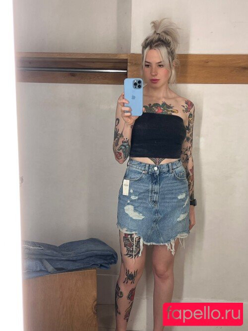 Anisa Jomha Onlyfans Photo Gallery 