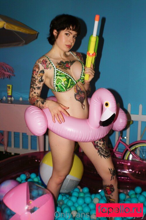 Anisa Jomha Nude Onlyfans Photo 38