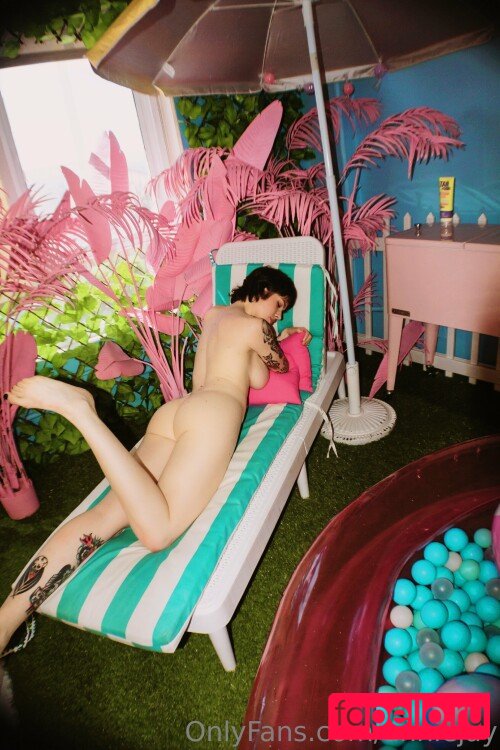 Anisa Jomha Nude Onlyfans Photo 36