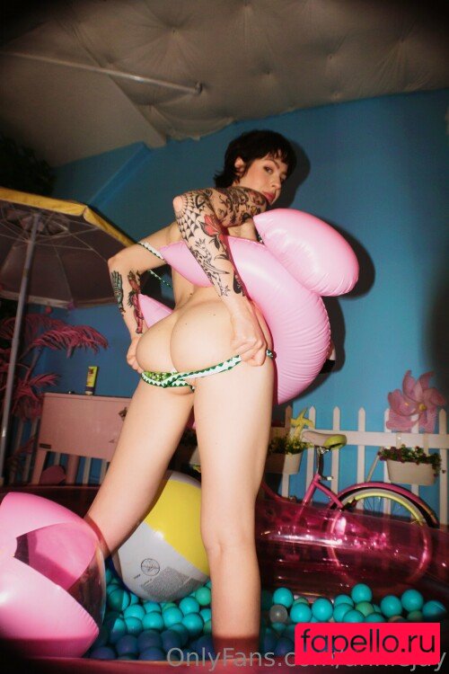 Anisa Jomha Nude Onlyfans Photo 35