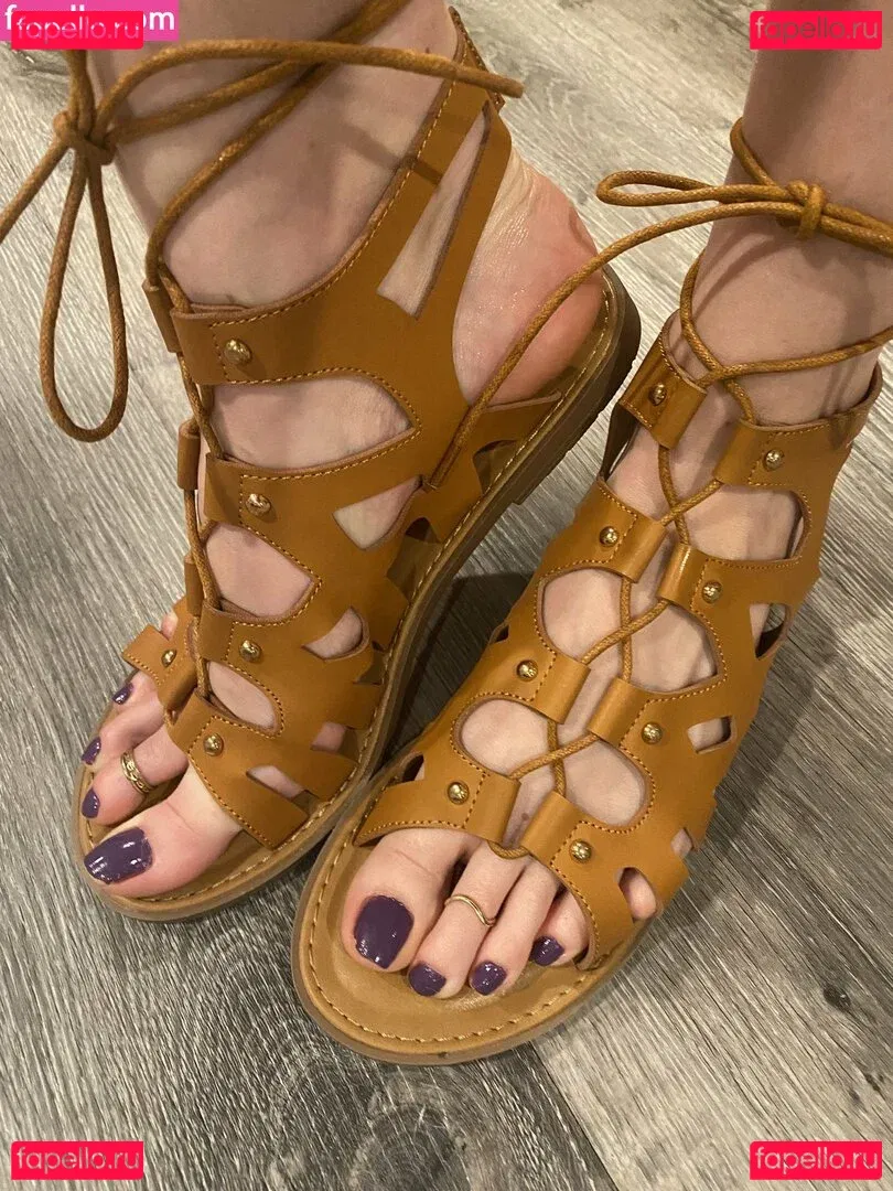 Gingerstoesies Onlyfans Photo Gallery 