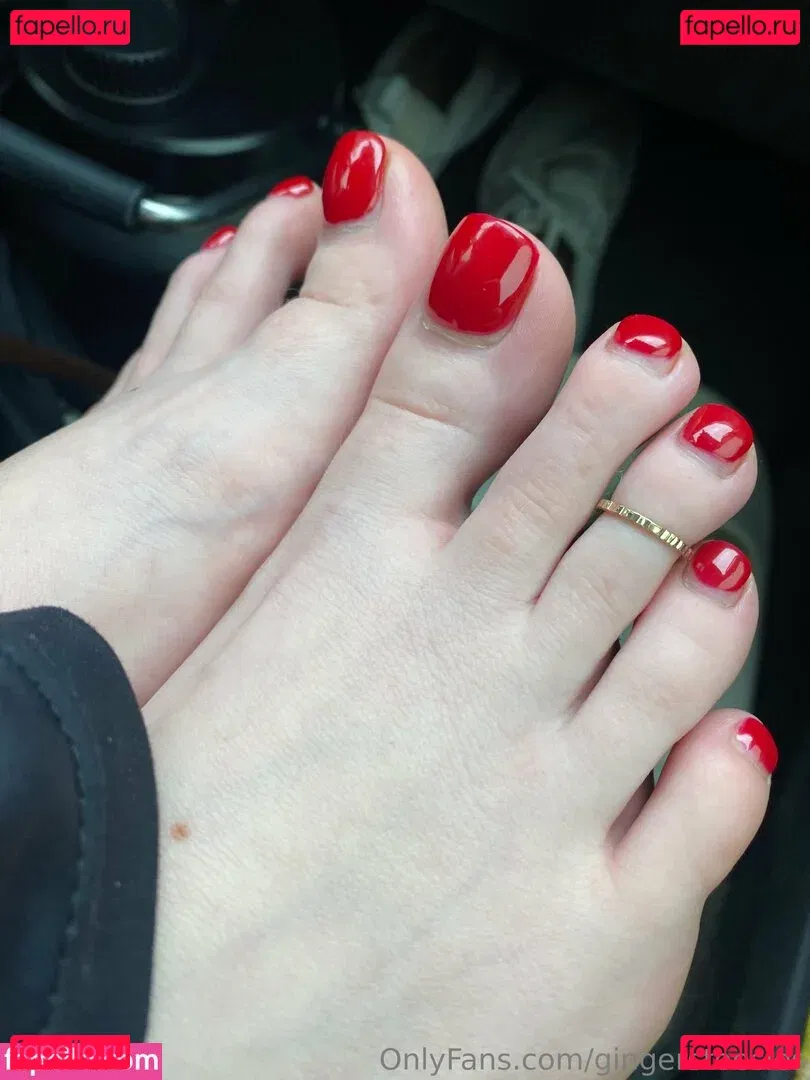 Gingerstoesies Onlyfans Photo Gallery 
