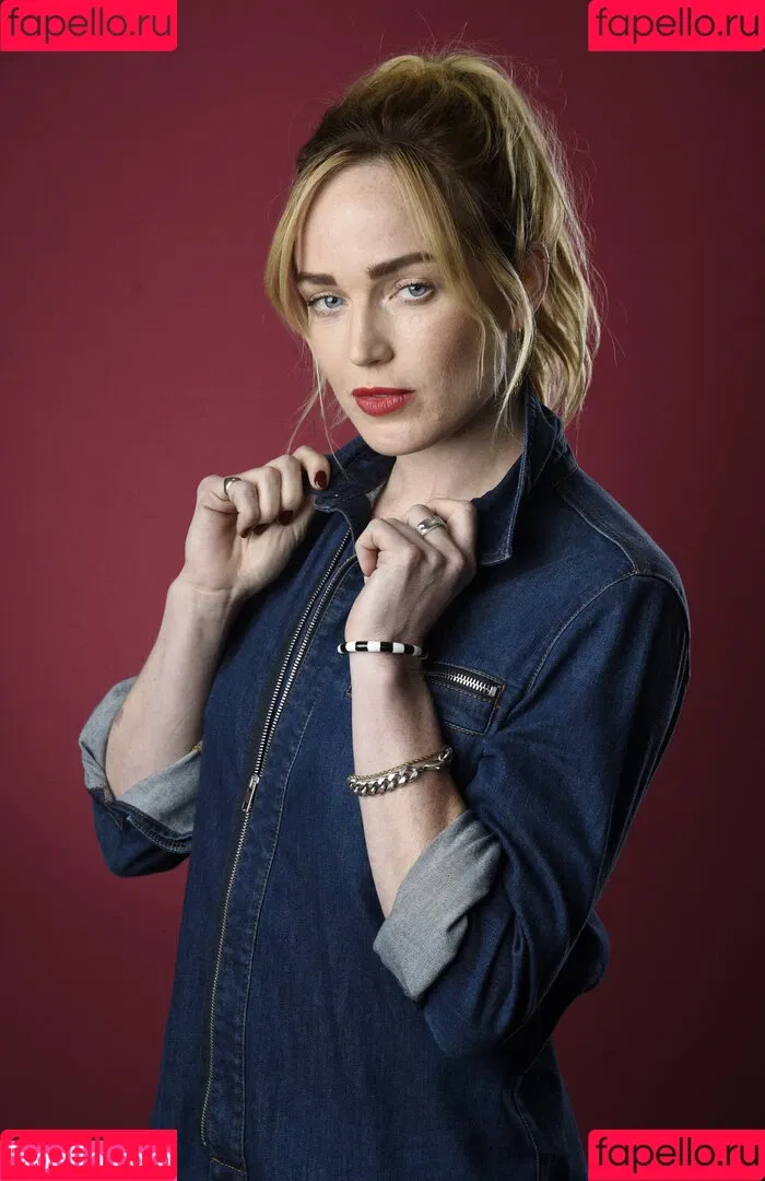 Caity Lotz Onlyfans Photo Gallery 