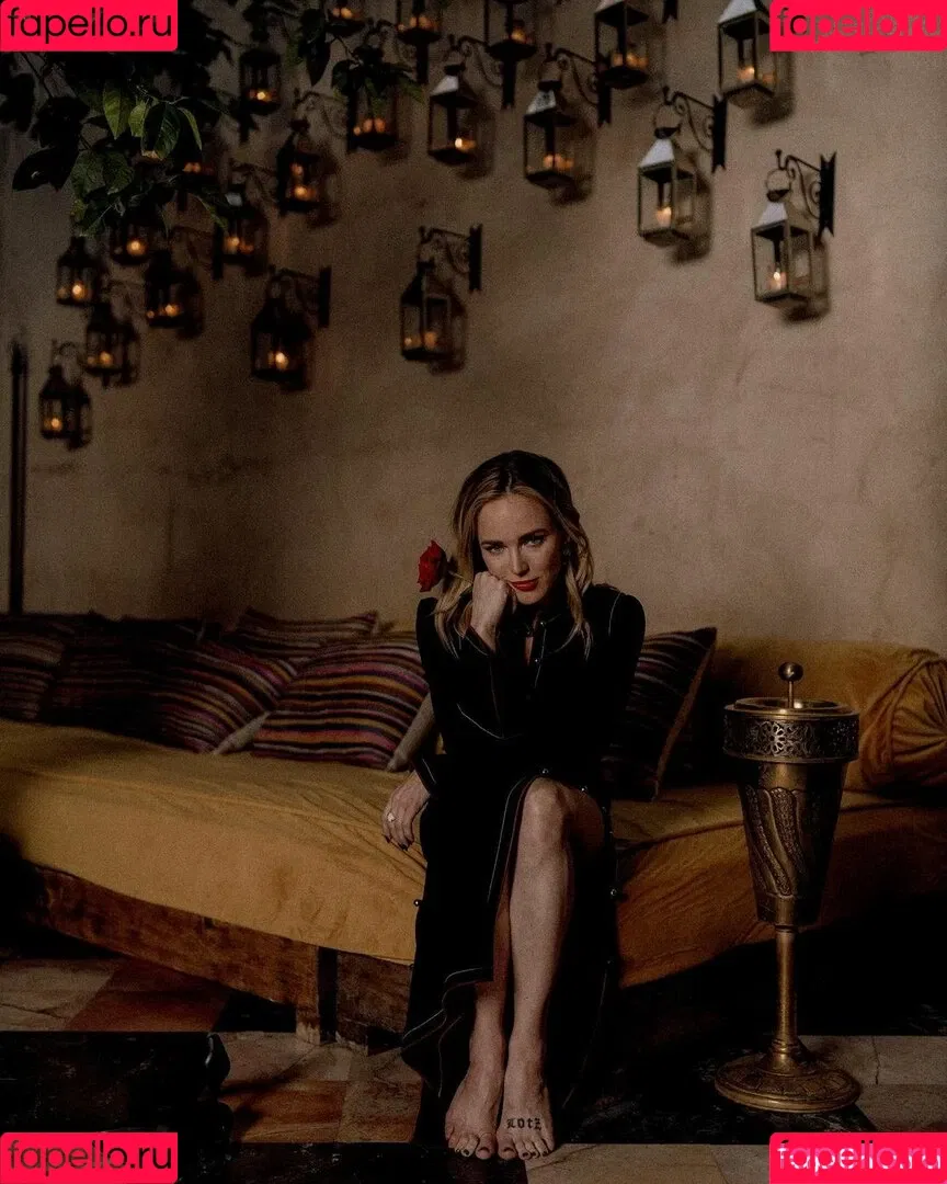 Caity Lotz Onlyfans Photo Gallery 