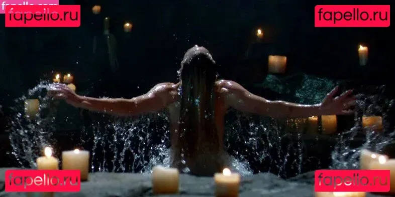 Caity Lotz Onlyfans Photo Gallery 