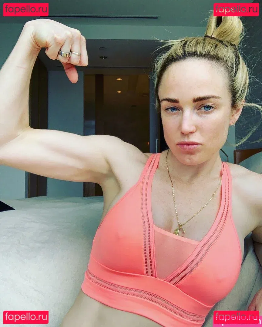 Caity Lotz Onlyfans Photo Gallery 