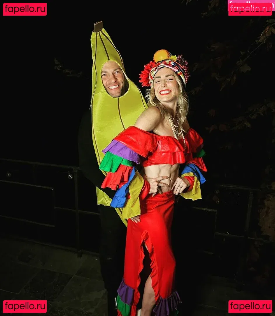 Caity Lotz Onlyfans Photo Gallery 