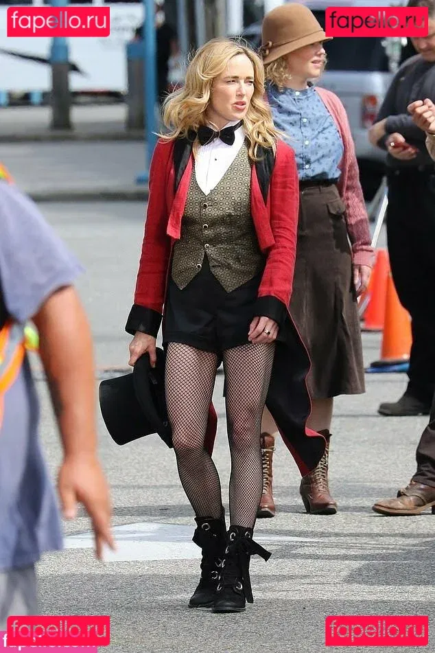 Caity Lotz Onlyfans Photo Gallery 