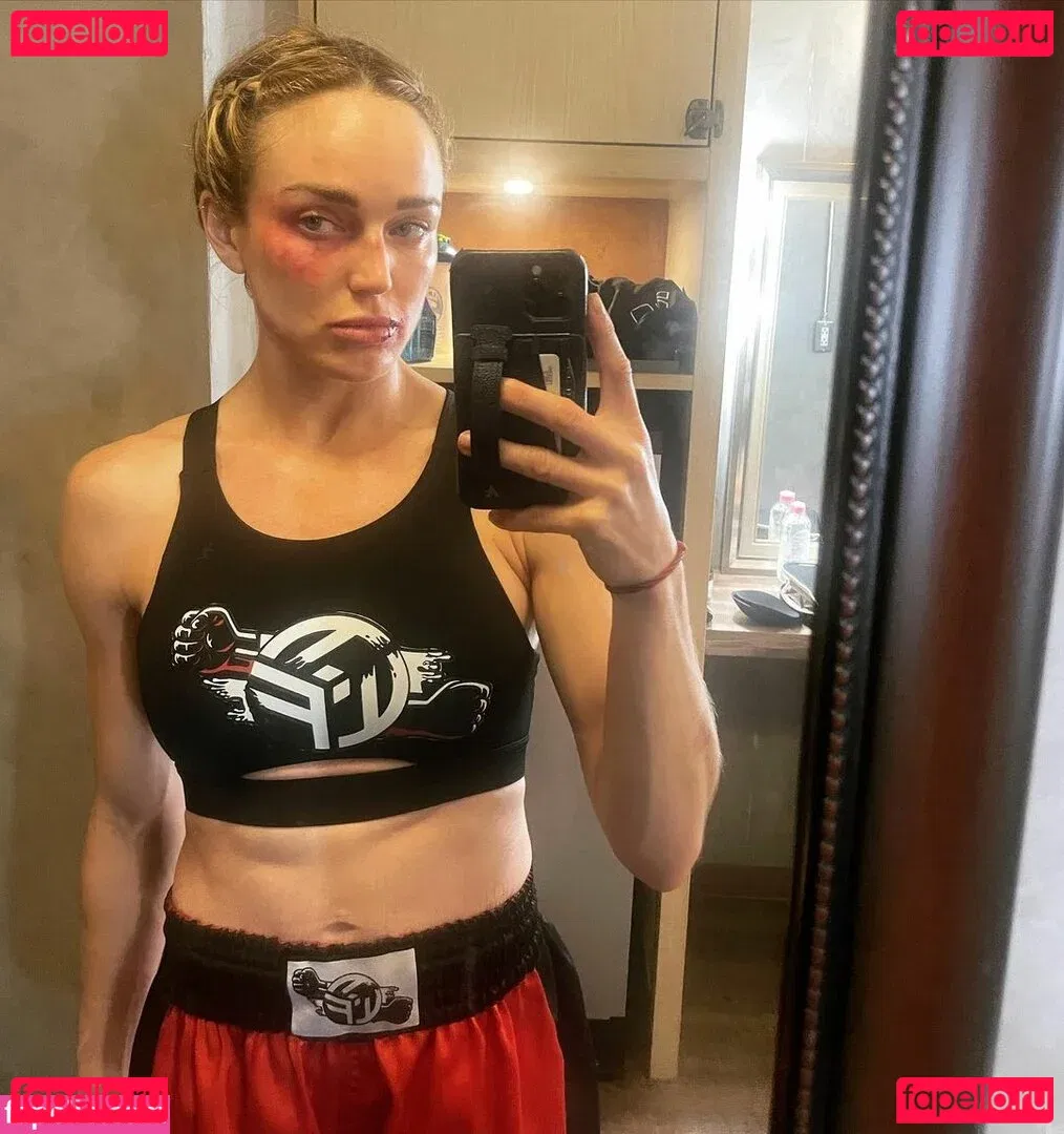 Caity Lotz Onlyfans Photo Gallery 