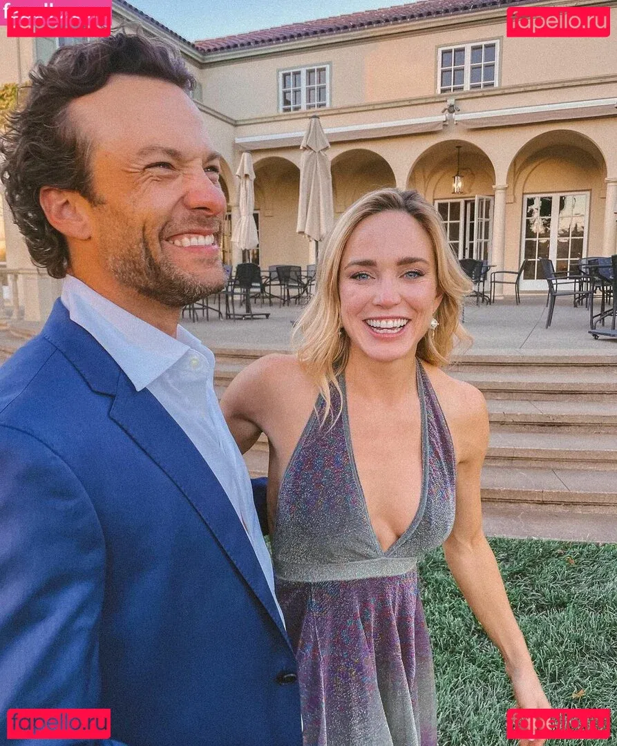 Caity Lotz Onlyfans Photo Gallery 