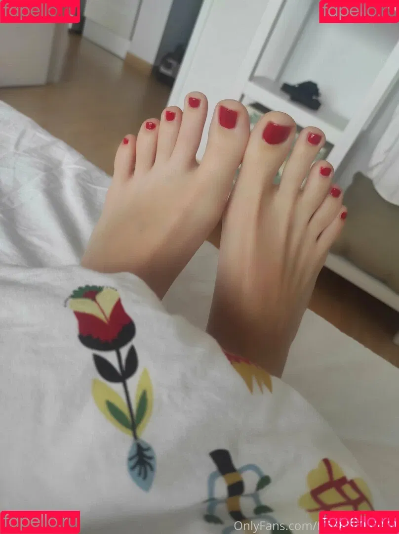 footjobsqueen Onlyfans Photo Gallery 