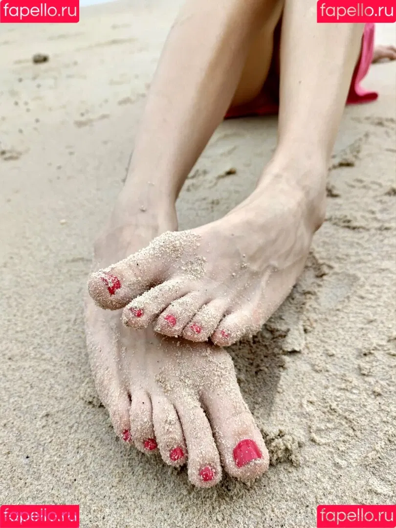 footjobsqueen Onlyfans Photo Gallery 