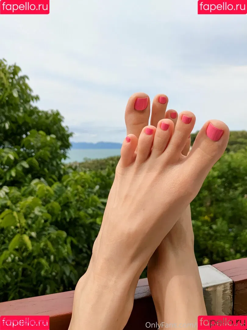 footjobsqueen Onlyfans Photo Gallery 