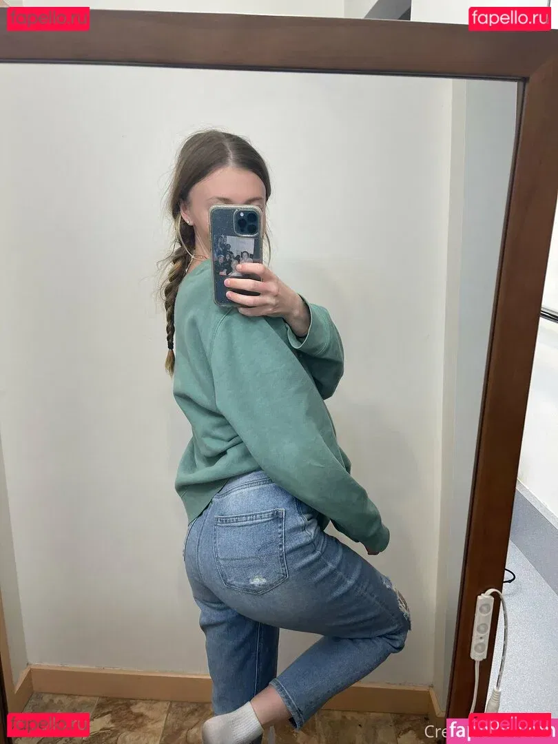 cremedelapeachh Onlyfans Photo Gallery 