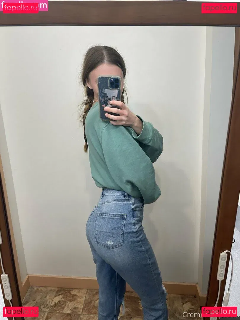 cremedelapeachh Onlyfans Photo Gallery 