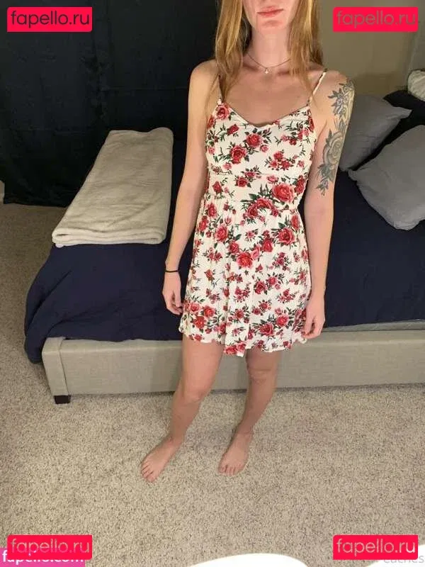 cremedelapeachh Onlyfans Photo Gallery 