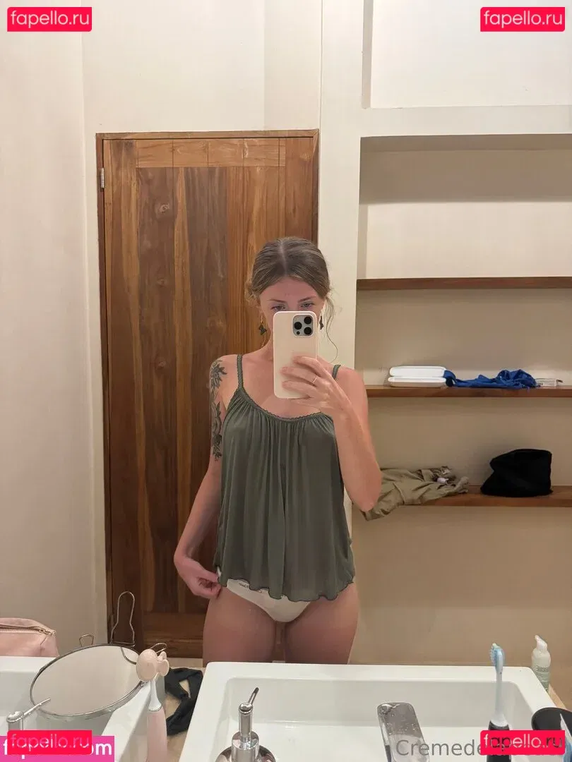 cremedelapeachh Onlyfans Photo Gallery 