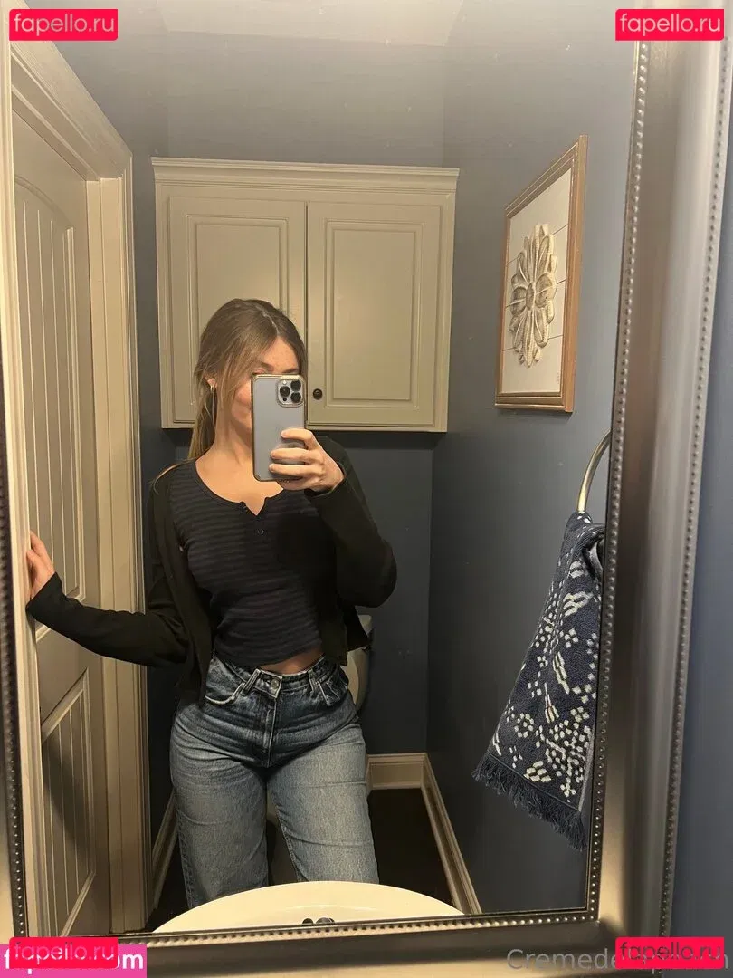 cremedelapeachh Onlyfans Photo Gallery 