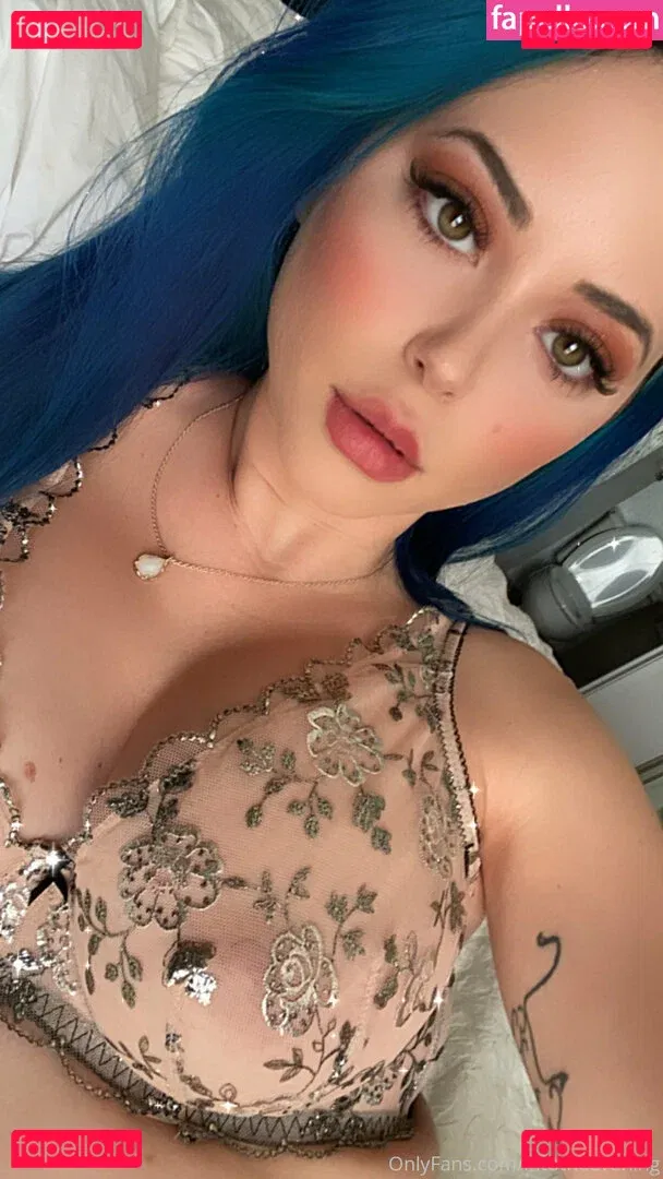 intotheevening Onlyfans Photo Gallery 