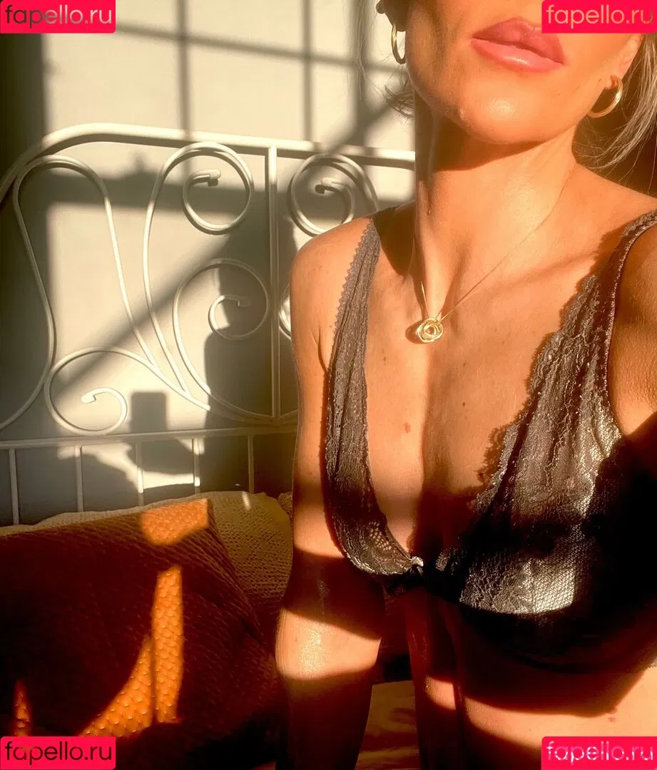 Kitty Lo Onlyfans Photo Gallery 