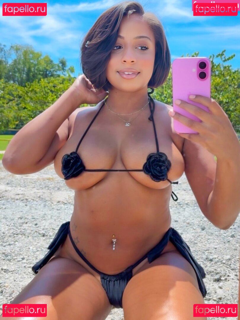 Valeriasistrunk Nude Onlyfans Photo 26
