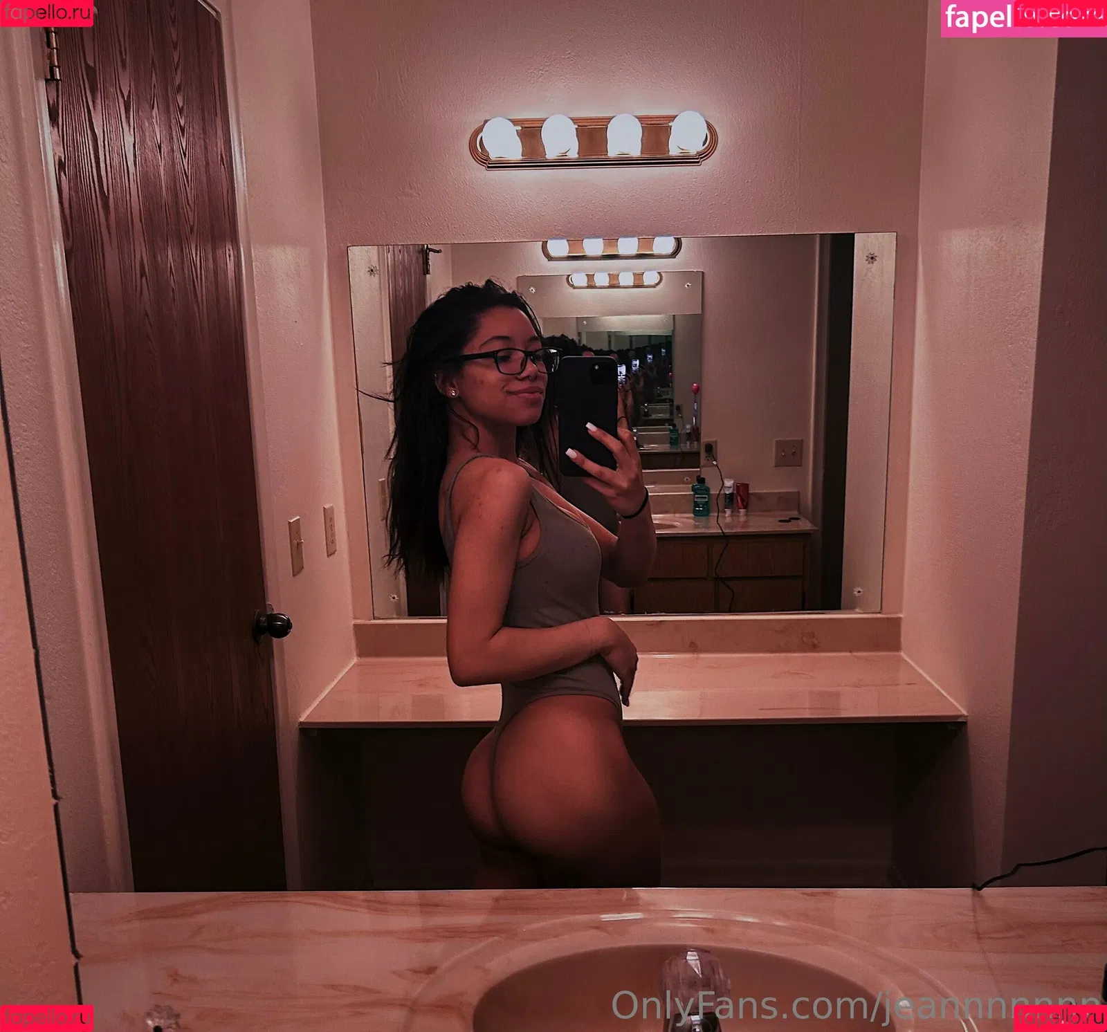 jeannnnnnn Onlyfans Photo Gallery 