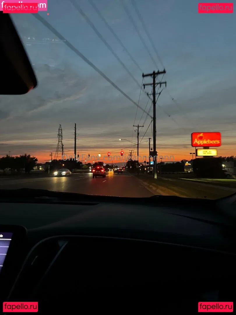 jeannnnnnn Onlyfans Photo Gallery 