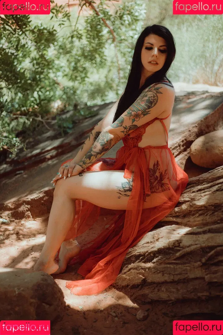 Thatsoraven95 Onlyfans Photo Gallery 