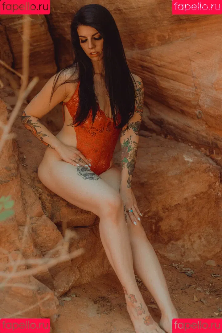 Thatsoraven95 Onlyfans Photo Gallery 