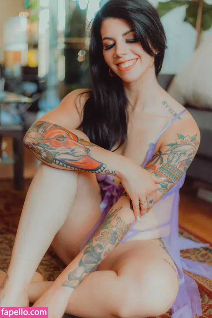 Thatsoraven95 Onlyfans Photo Gallery 