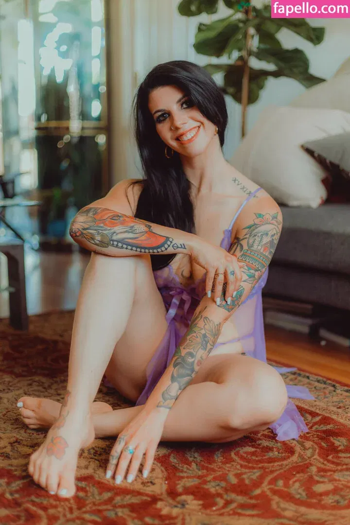 Thatsoraven95 Onlyfans Photo Gallery 