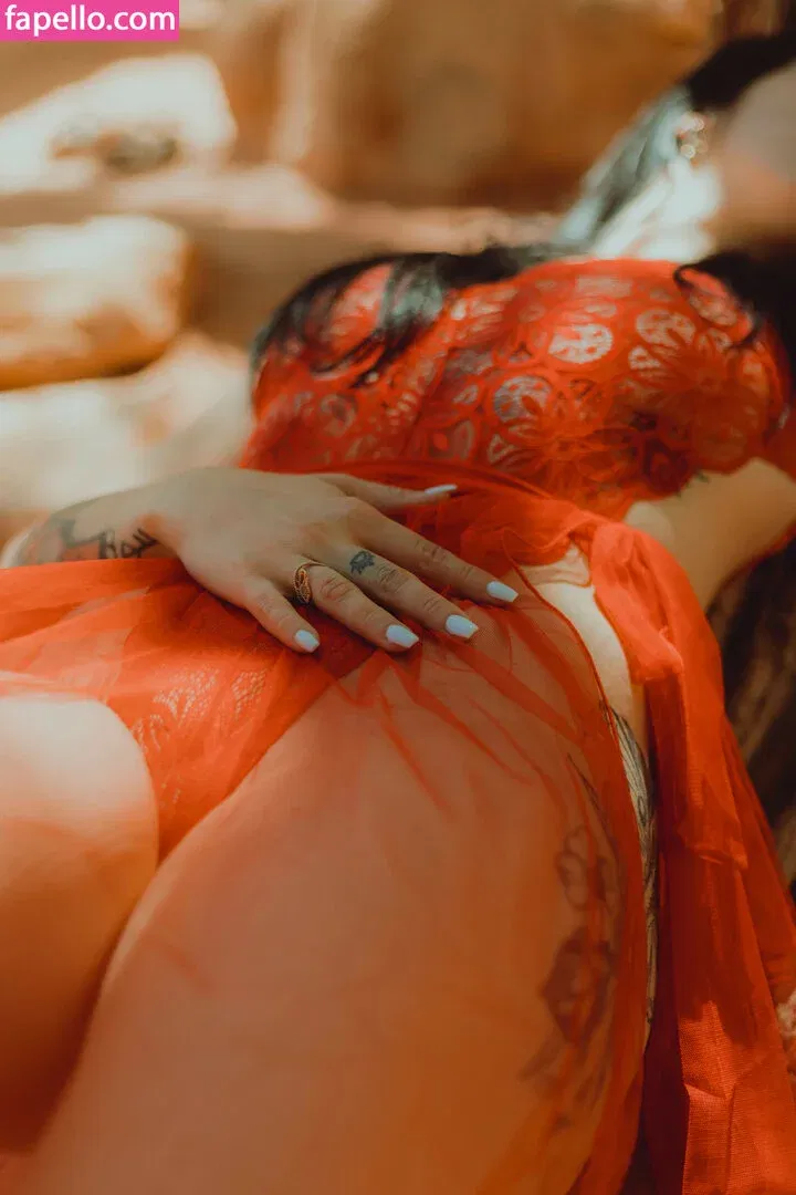 Thatsoraven95 Onlyfans Photo Gallery 