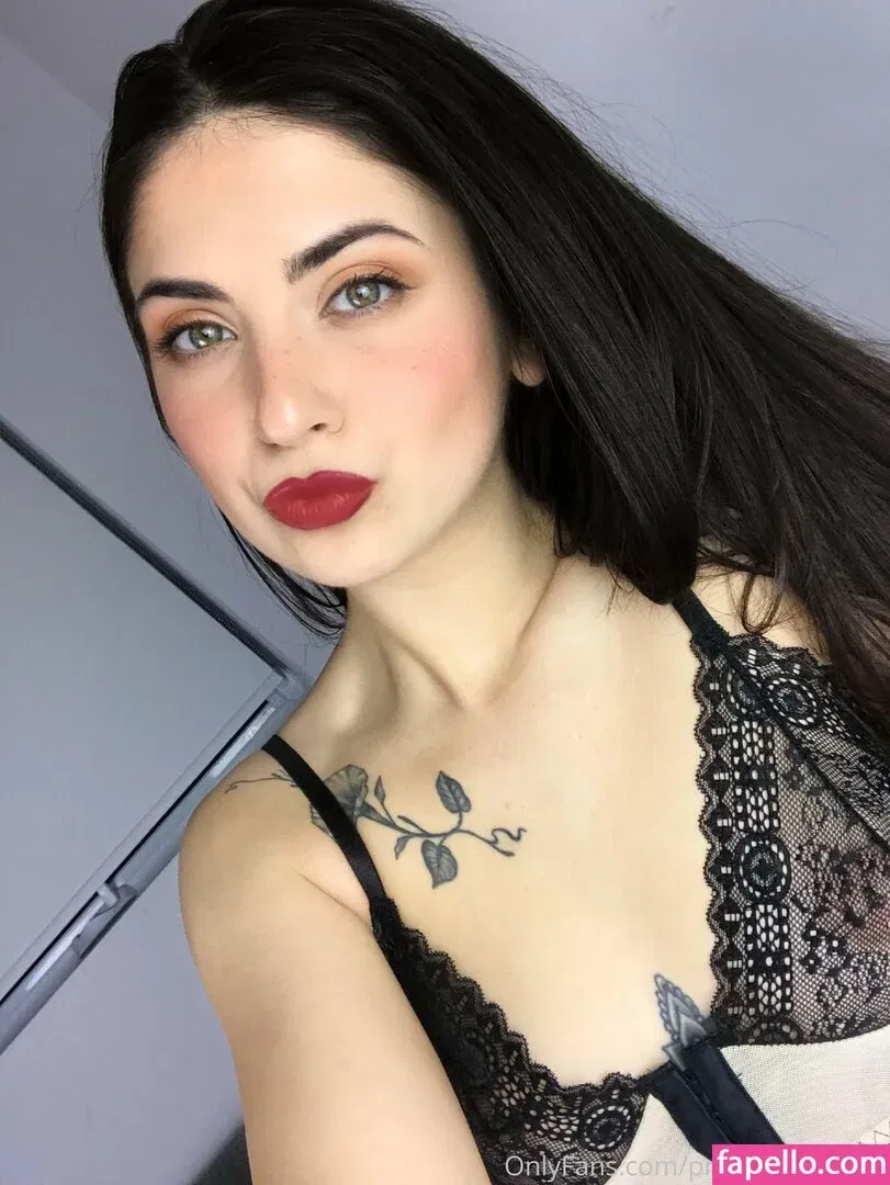 prrincess-cherry Onlyfans Photo Gallery 