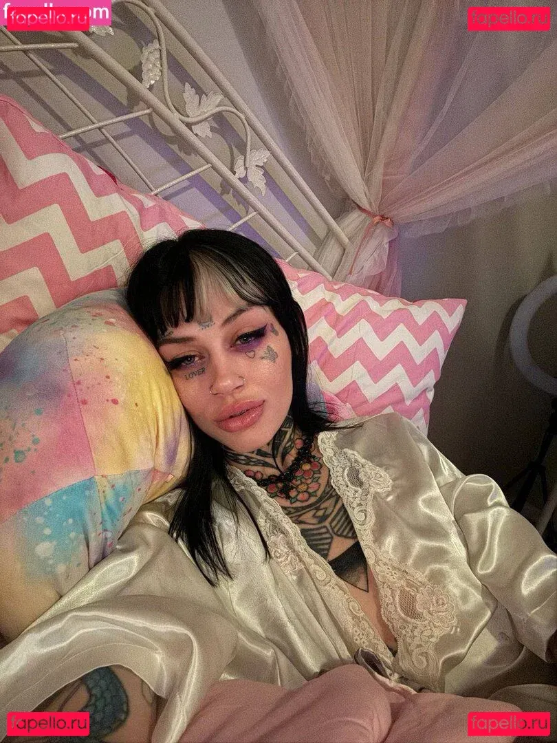 thecottagecoredoll Onlyfans Photo Gallery 