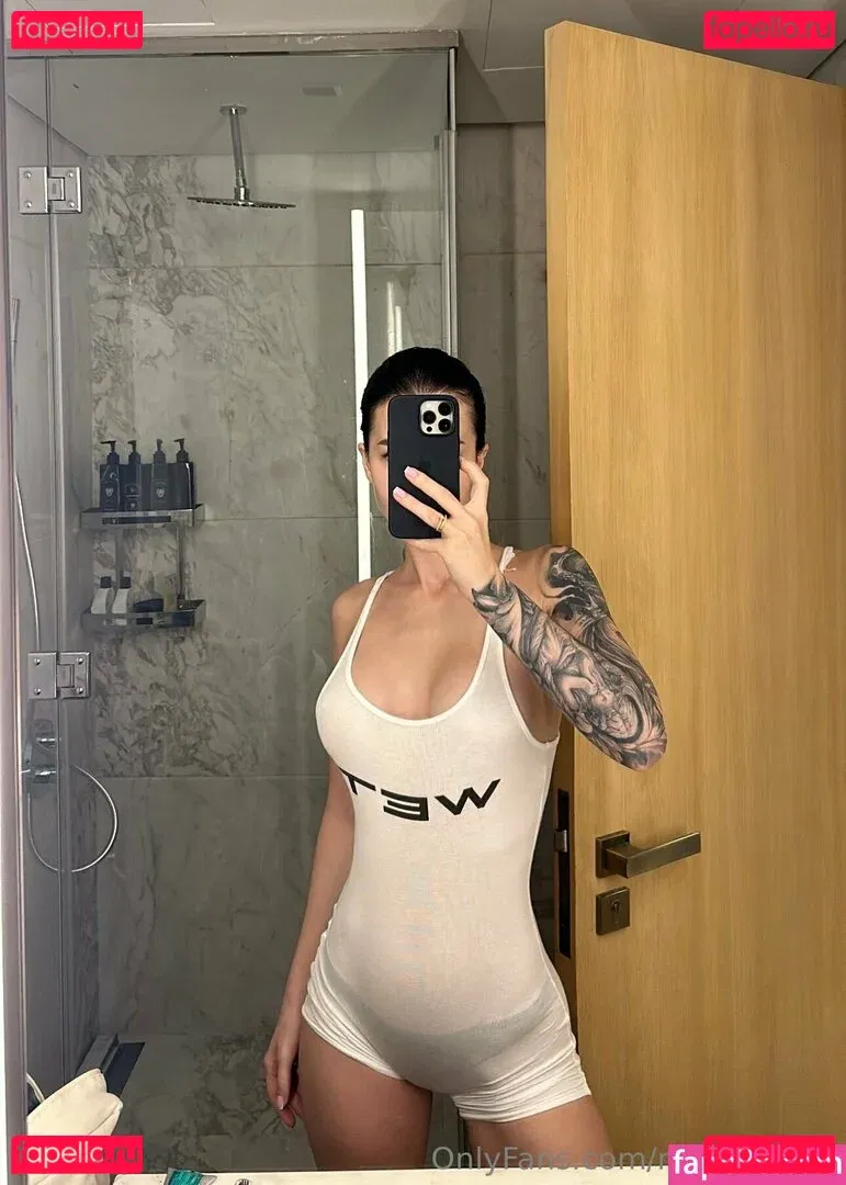 mykari_free Onlyfans Photo Gallery 