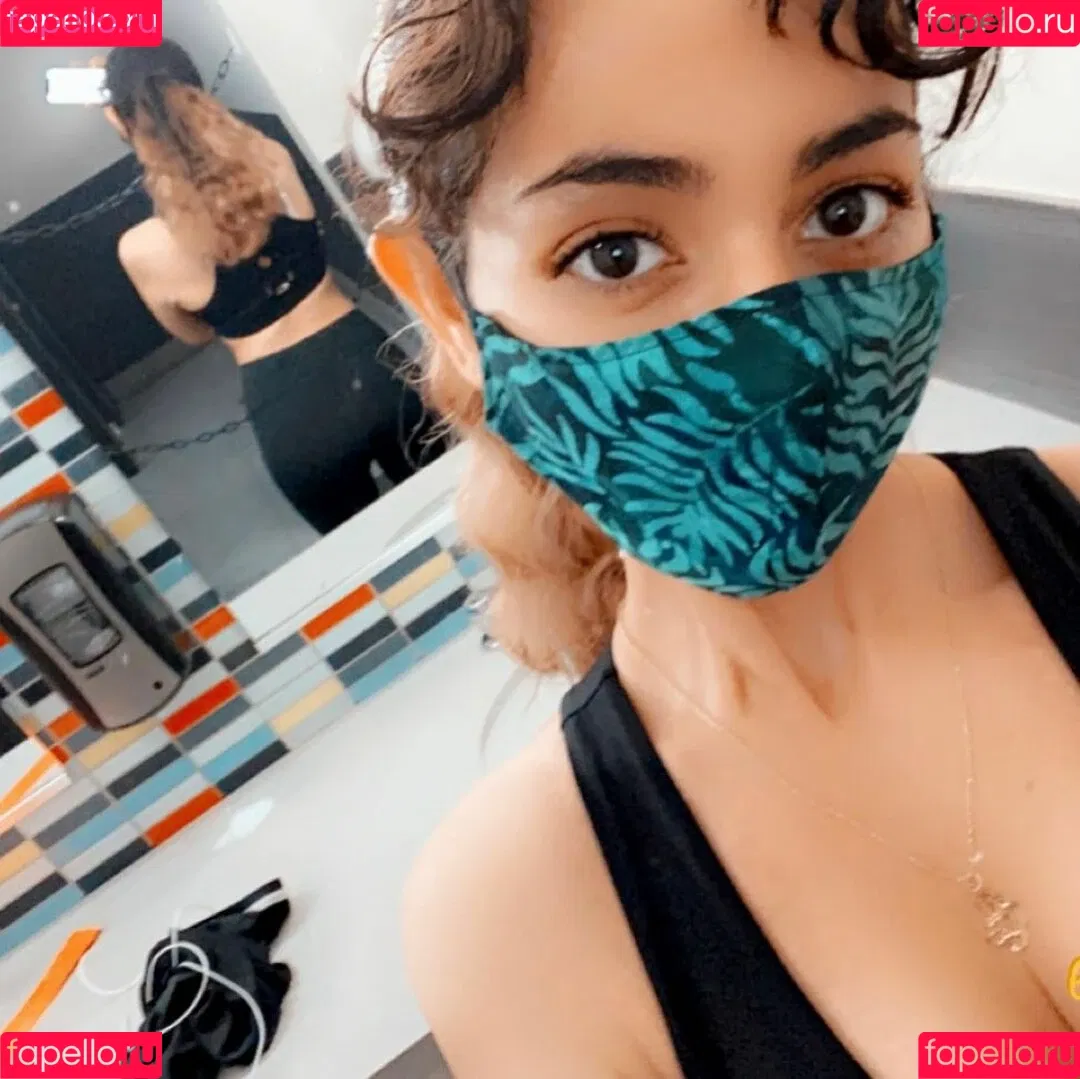 Denims Onlyfans Photo Gallery 