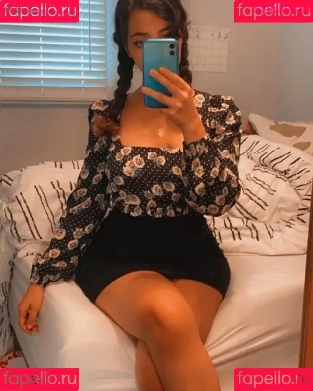 Denims Onlyfans Photo Gallery 
