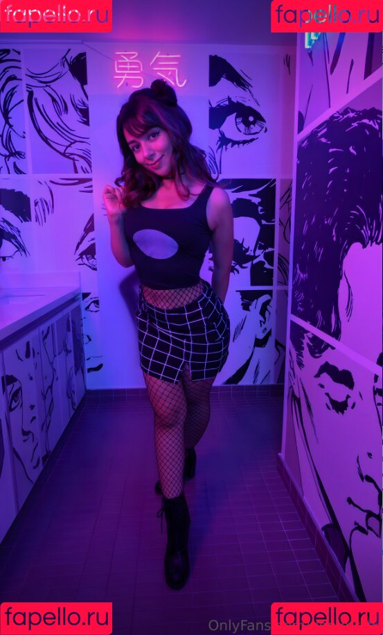 Denims Onlyfans Photo Gallery 