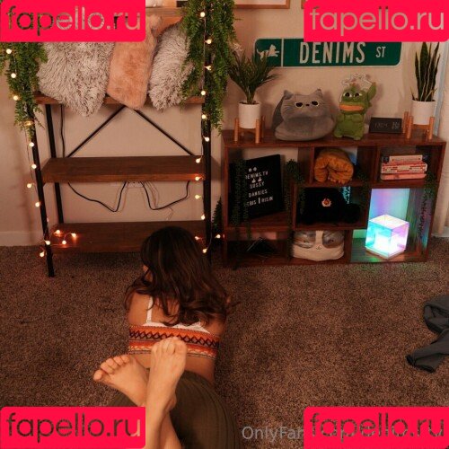 Denims Onlyfans Photo Gallery 