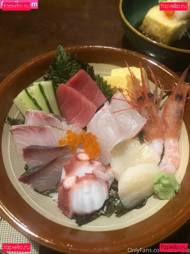 asianeva Onlyfans Photo Gallery 