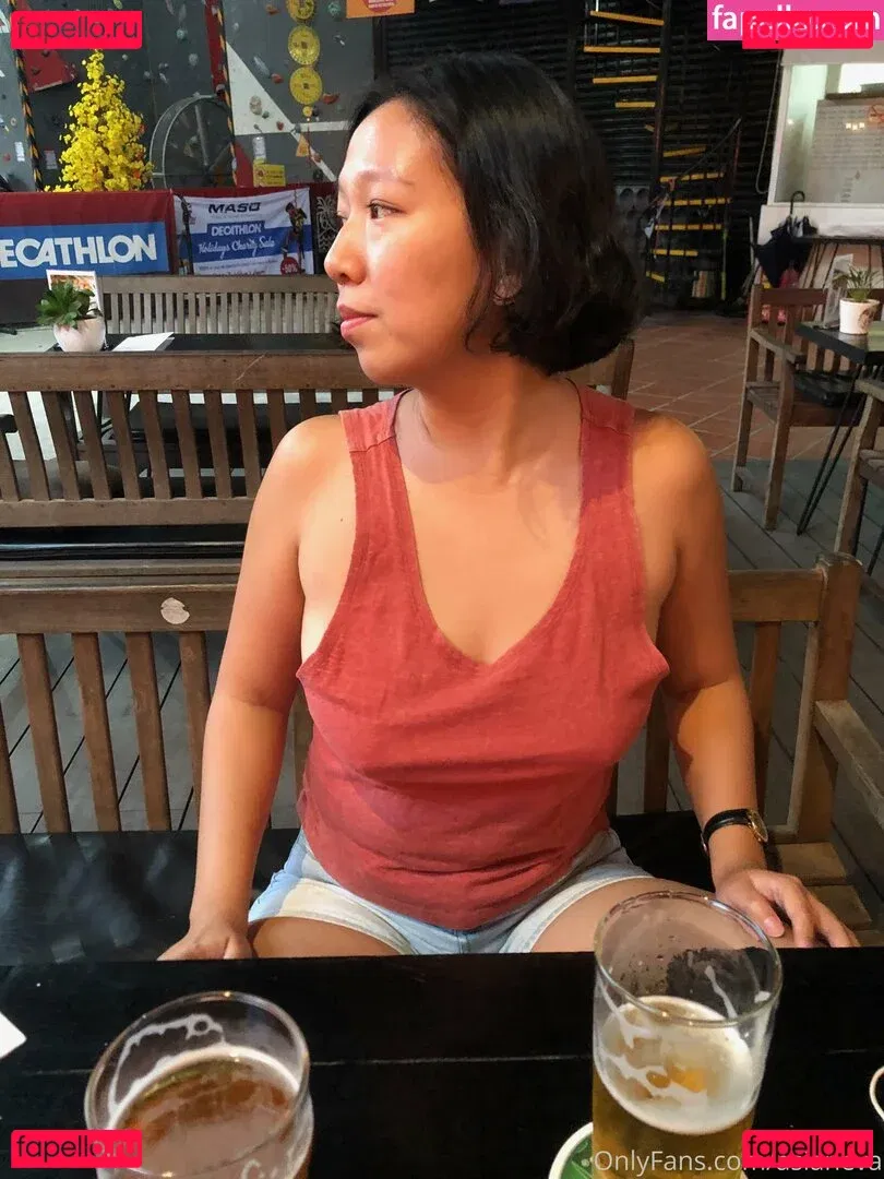 asianeva Onlyfans Photo Gallery 