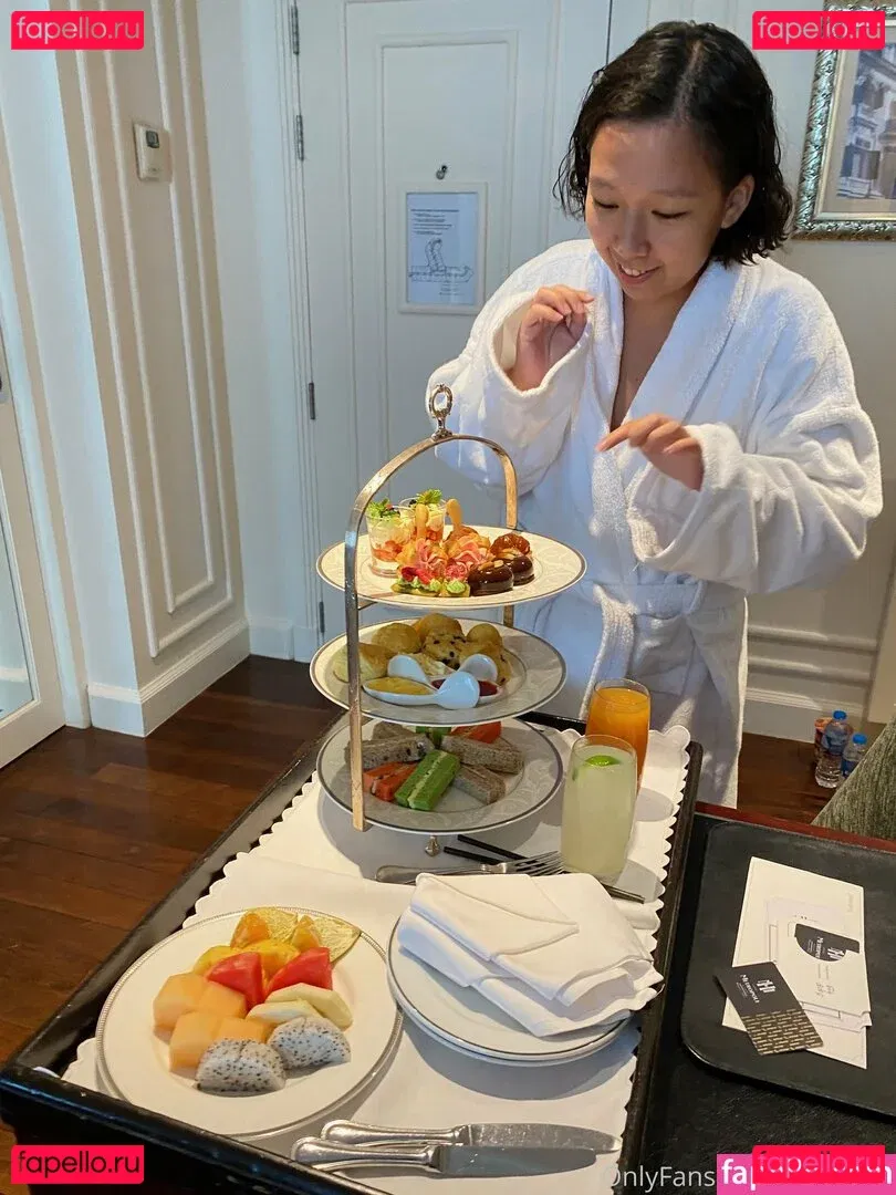 asianeva Onlyfans Photo Gallery 