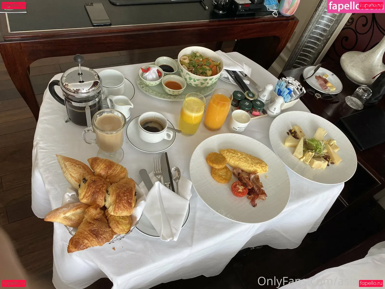 asianeva Onlyfans Photo Gallery 