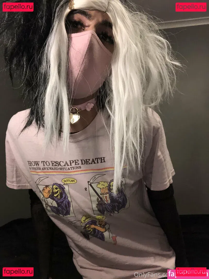 tinysexilexi666 Onlyfans Photo Gallery 