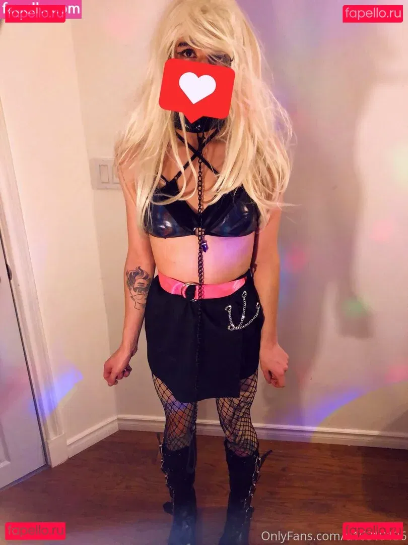 tinysexilexi666 Onlyfans Photo Gallery 