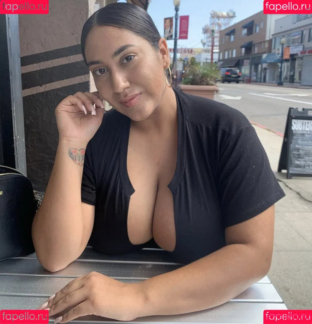 realroses Onlyfans Photo Gallery 