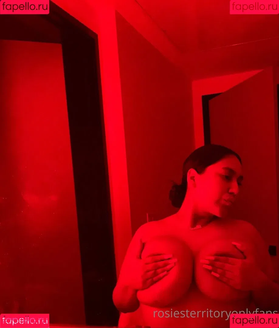 realroses Onlyfans Photo Gallery 