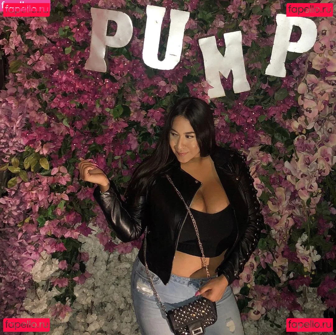 realroses Onlyfans Photo Gallery 