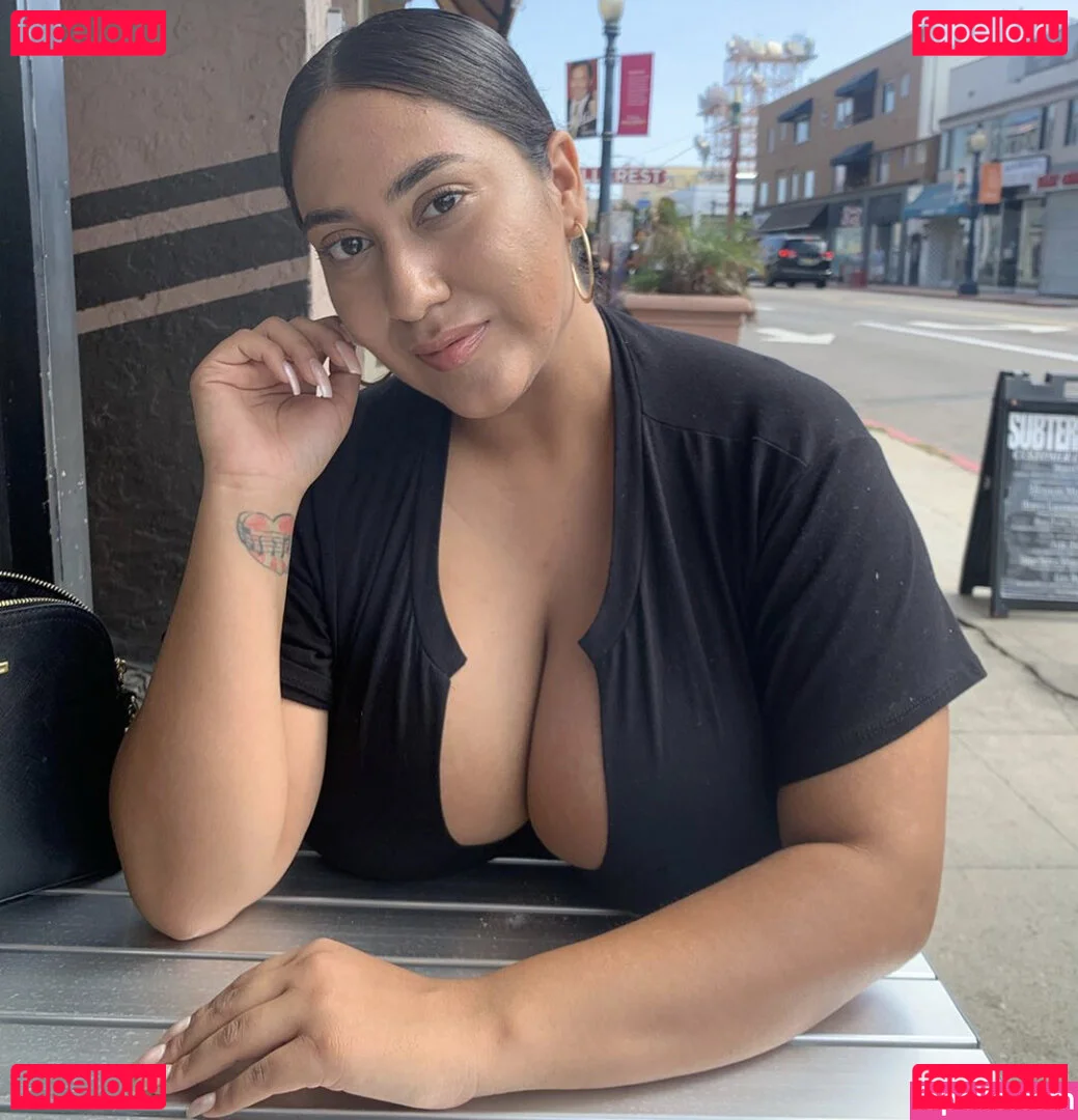 realroses Onlyfans Photo Gallery 